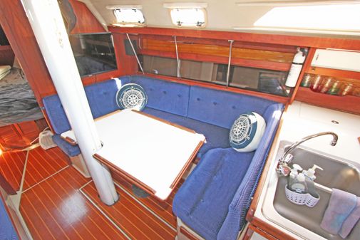 Catalina Sloop image