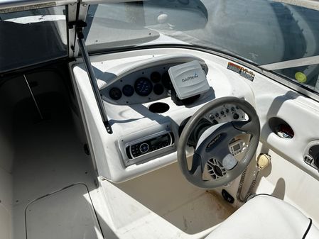 Bayliner 24-SUN-DECK image