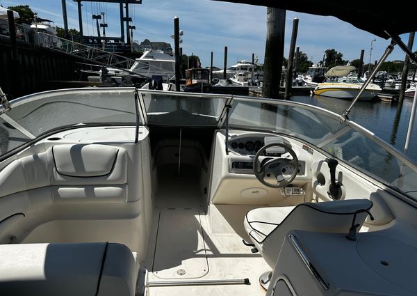 Bayliner 24-SUN-DECK image