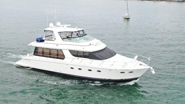 Carver 570 Voyager Pilothouse