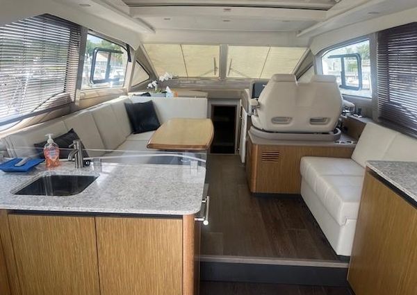 Sea Ray Sundancer 460 image