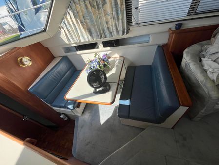 Carver 350-AFT-CABIN image