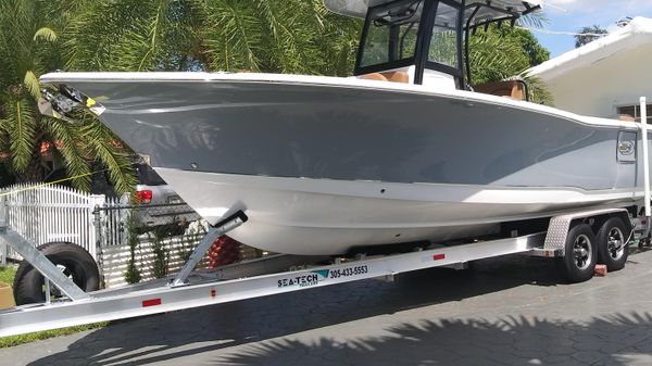 Sea Hunt Ultra 275 SE