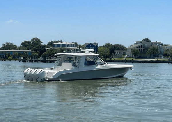 Boston Whaler 380 Realm image