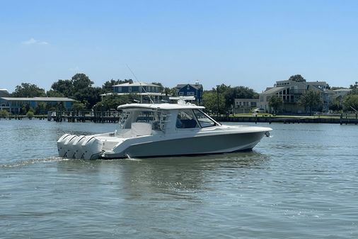 Boston Whaler 380 Realm image