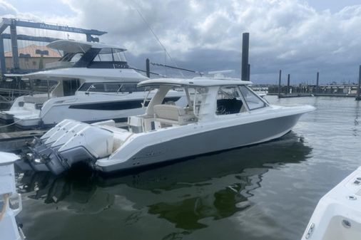 Boston Whaler 380EX REALM image