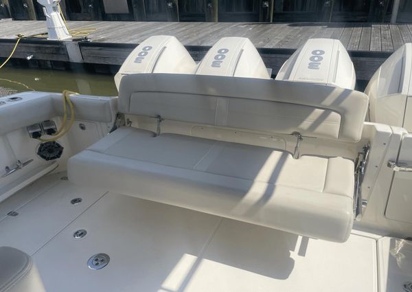 Boston Whaler 380EX REALM image