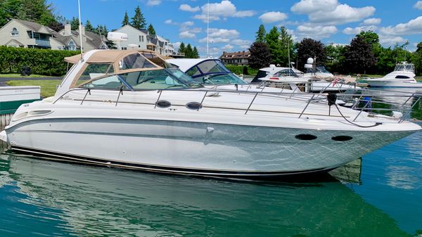 Sea Ray 380 Sundancer 