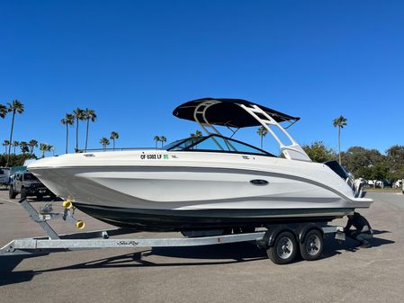 Sea Ray SDX 250 Outboard image