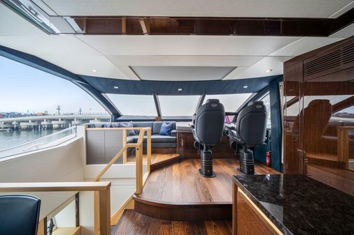 Sunseeker 76 Yacht image