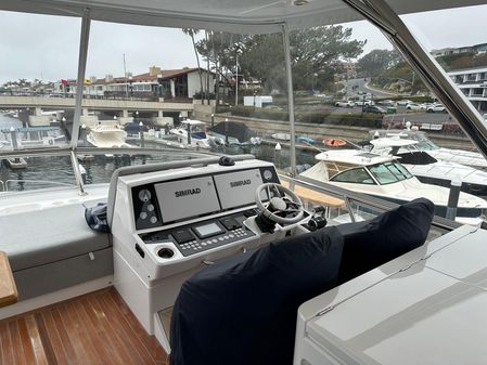 Sunseeker 76 Yacht image