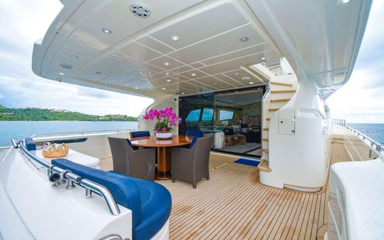 Ferretti Yachts 881 image