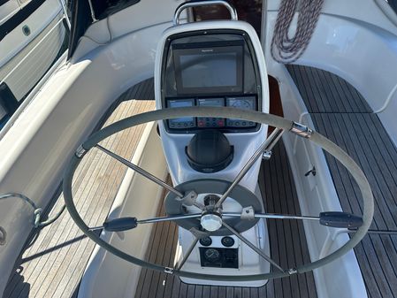 Bavaria Cruiser 33 image