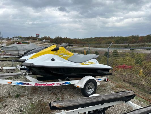 Yamaha-waverunner VX - main image