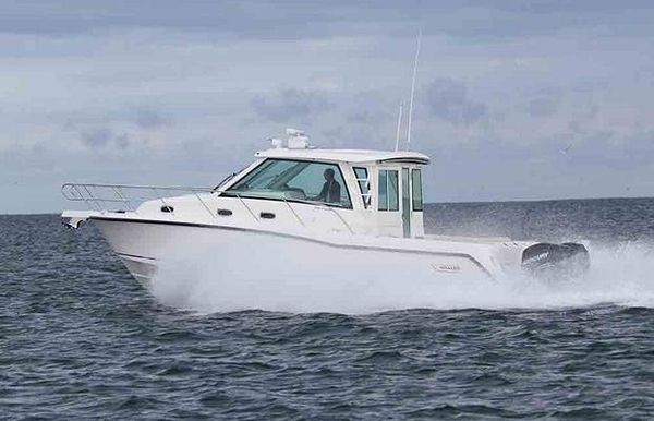 2023 Boston Whaler 345 Conquest Pilothouse