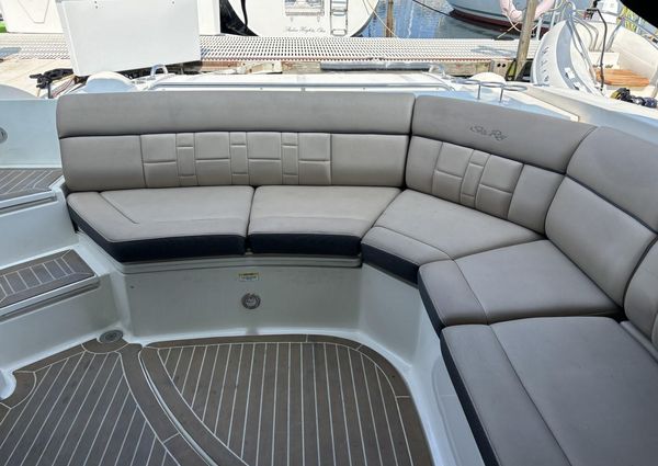 Sea Ray 350 SLX image