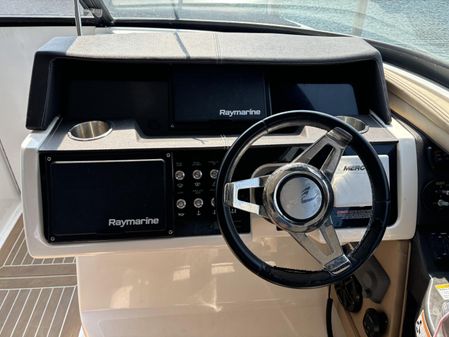 Sea Ray 350 SLX image