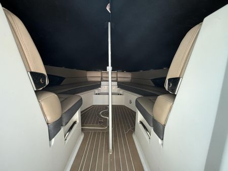 Sea Ray 350 SLX image