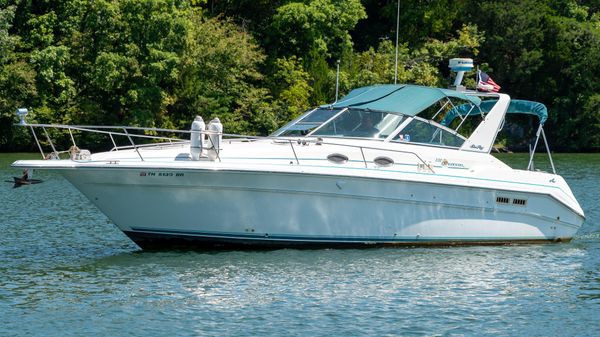 Sea Ray 330 Sundancer 