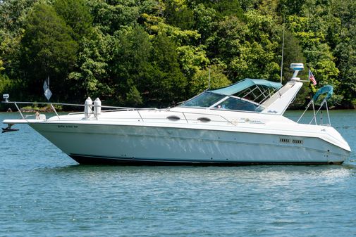 Sea Ray 330 Sundancer image