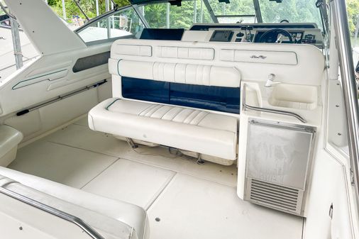 Sea Ray 330 Sundancer image