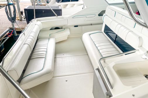 Sea Ray 330 Sundancer image