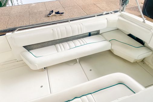 Sea Ray 330 Sundancer image