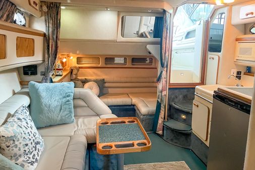 Sea Ray 330 Sundancer image