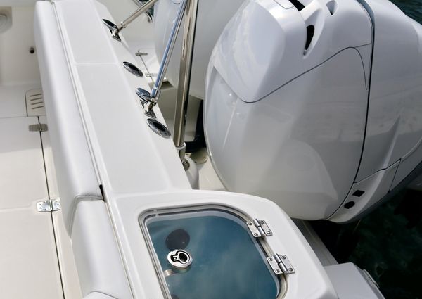 Boston Whaler 320 Outrage image