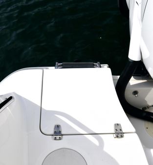 Boston Whaler 320 Outrage image