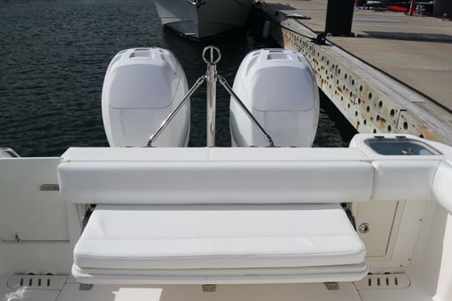 Boston Whaler 320 Outrage image