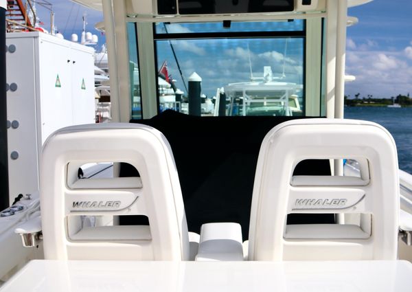 Boston Whaler 320 Outrage image