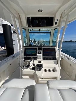 Boston Whaler 320 Outrage image