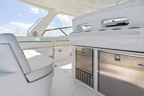 Intrepid 475 Sport Yacht image