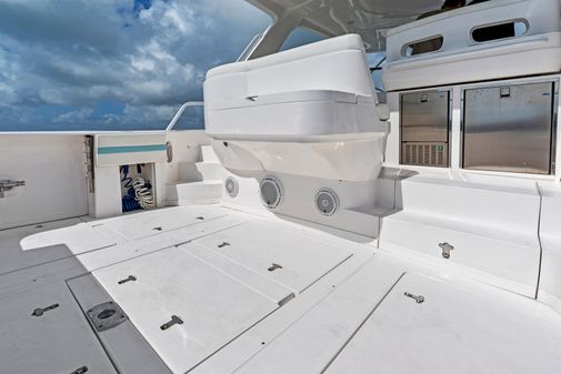 Intrepid 475 Sport Yacht image