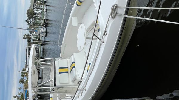 Century 3200 Center Console