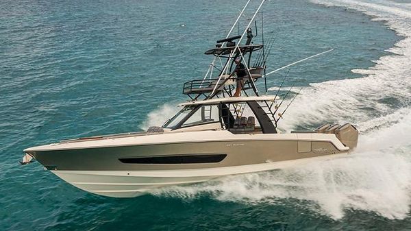 Boston Whaler 420 Outrage 