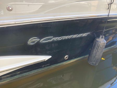 Crownline 330 CR image