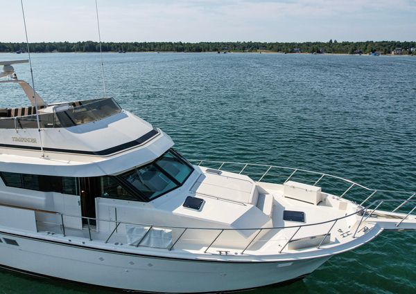 Hatteras 70 Cockpit Motoryacht image