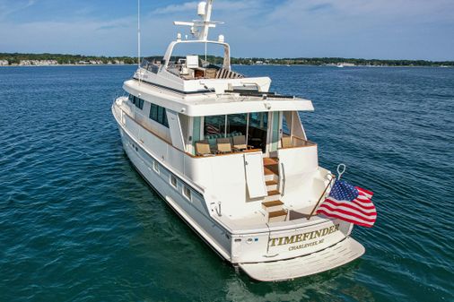 Hatteras 70 Cockpit Motoryacht image