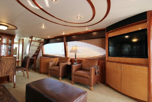 Lazzara 74 MOTOR YACHT image