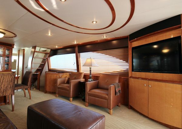 Lazzara 74 MOTOR YACHT image