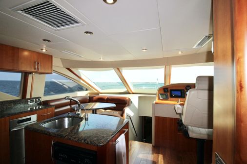 Lazzara 74 MOTOR YACHT image