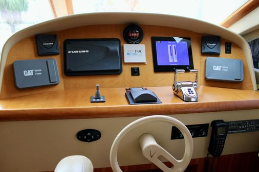 Lazzara 74 MOTOR YACHT image