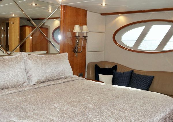 Lazzara 74 MOTOR YACHT image