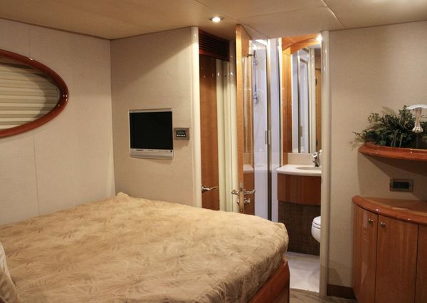 Lazzara 74 MOTOR YACHT image