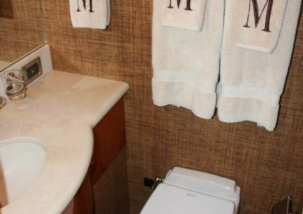 Lazzara 74 MOTOR YACHT image