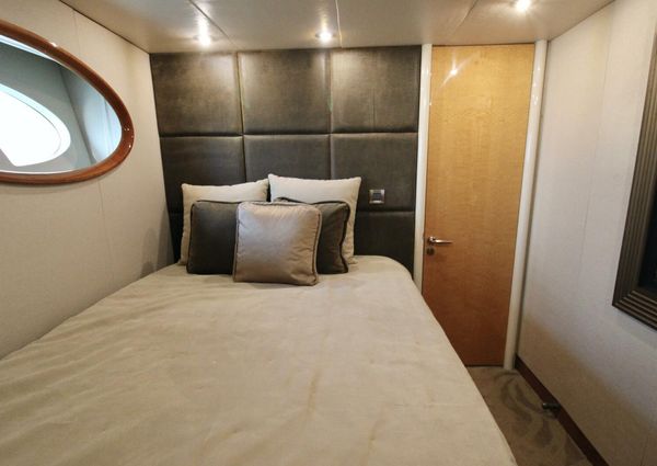 Lazzara 74 MOTOR YACHT image