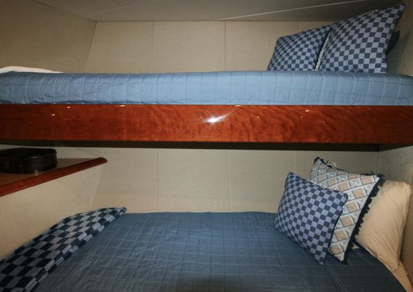 Lazzara 74 MOTOR YACHT image