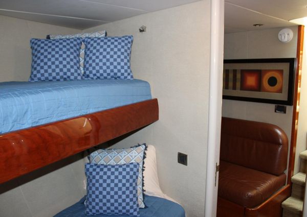 Lazzara 74 MOTOR YACHT image